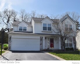 Building Photo - 1272 Poppy Hill Dr