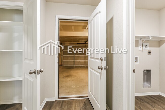 Building Photo - 46 Dunnaway Dr