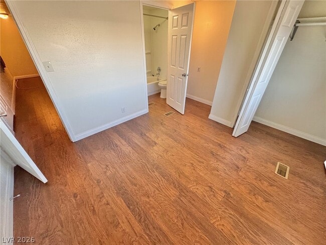 Building Photo - 5239 Ocala Ln