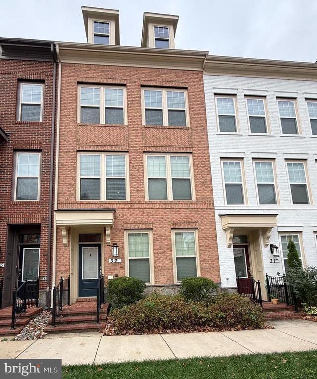 Building Photo - 321 Hendrix Ave