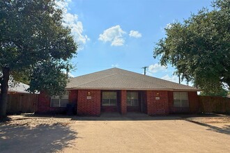 Building Photo - 2002 Legacy Ln