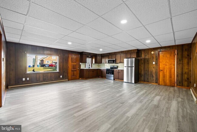 Building Photo - 1480 Seven Valleys Rd