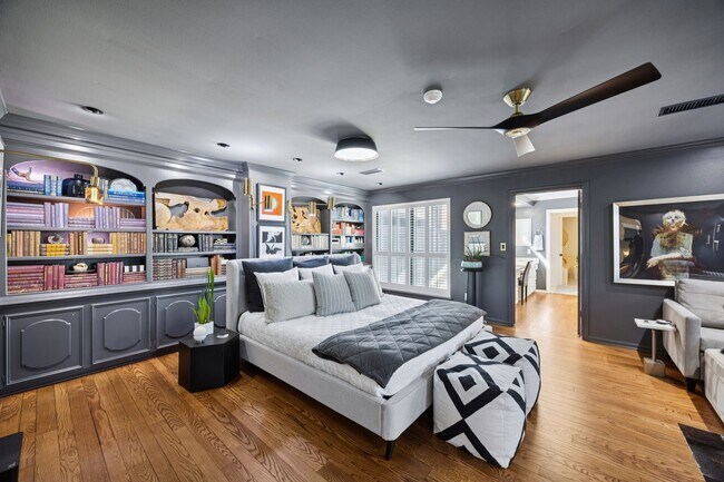 Building Photo - 4964 Post Oak Timber Dr