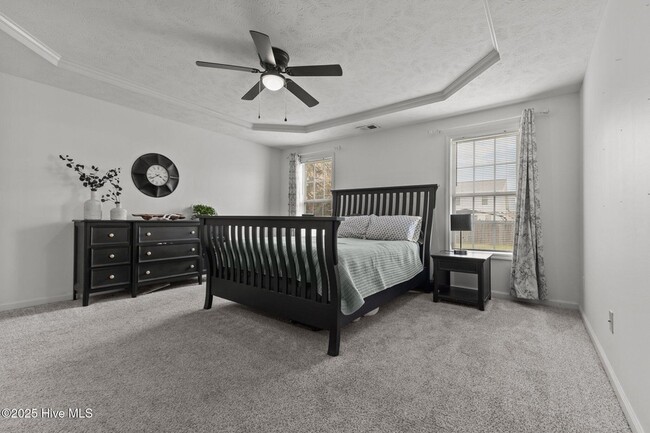 Building Photo - 8246 English Saddle Dr
