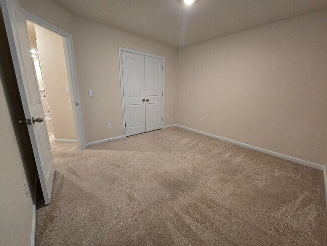 Building Photo - 4053 Crimson Pass