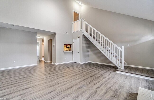 Building Photo - 465 Lake Havasu Dr