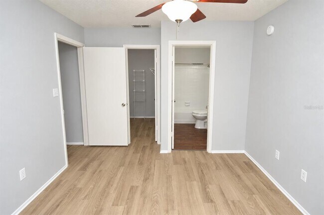Building Photo - 8645 Fancy Finch Dr