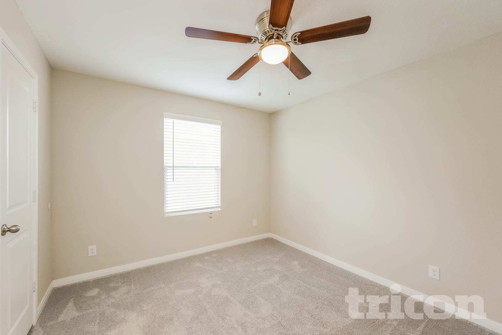 Building Photo - 14624 Maple Ter