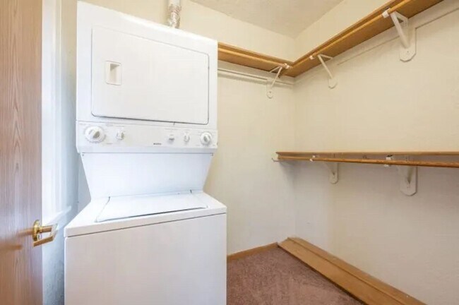 Building Photo - Chetwynd Place Apartments