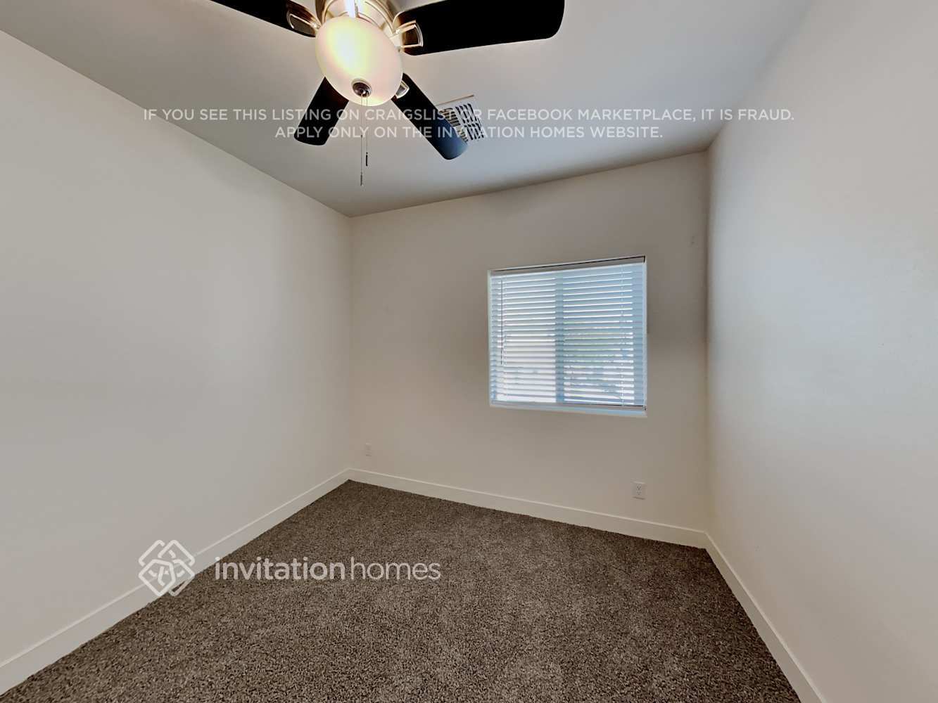 Building Photo - 16505 S 10th St