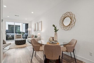 Building Photo - 3479 Client Cmn