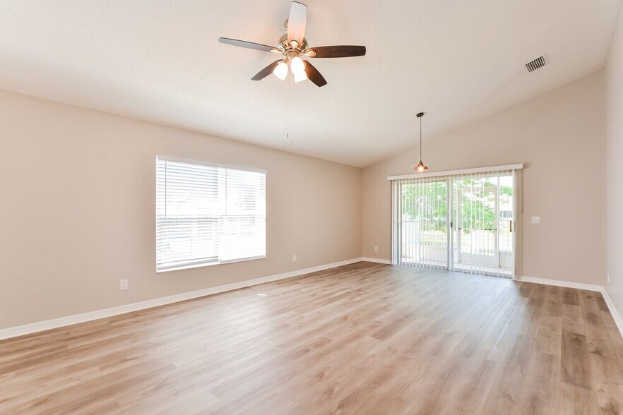 Building Photo - 2173 Mallard Creek Cir
