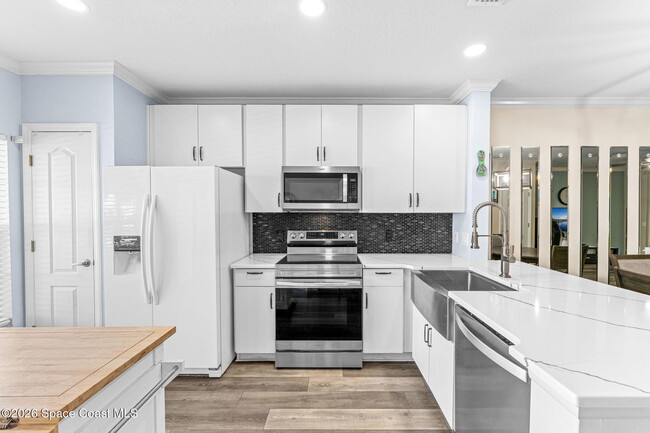 Building Photo - 1381 Hampton Park Ln