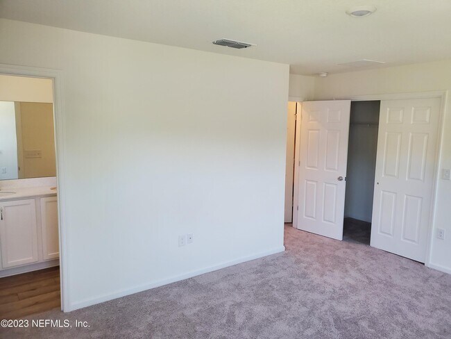 Building Photo - 65 Great Star Ct