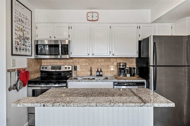 Building Photo - 3018 S 1st St