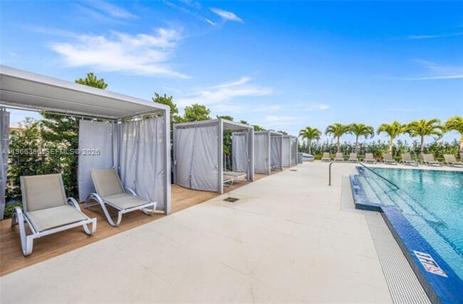 Building Photo - 7901 Hispanola Ave