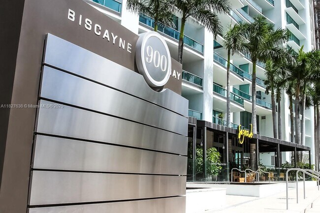 Primary Photo - 900 Biscayne Blvd