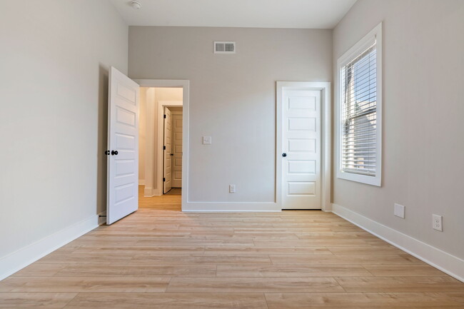 Downstairs Bed and Walk in Closet - 4618 Everlee Pky