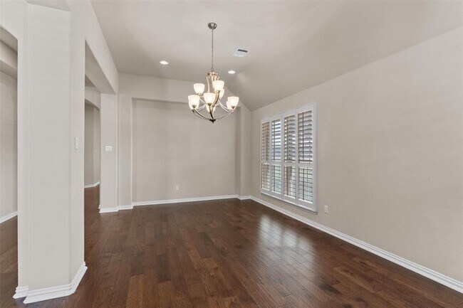 Building Photo - 7901 Arbor Knoll Ct
