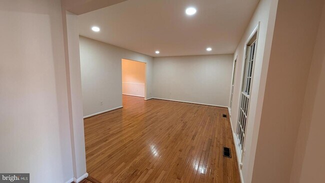 Building Photo - 4500 Stone Pine Ct
