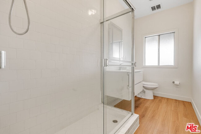 Building Photo - 6212 Santa Monica Blvd