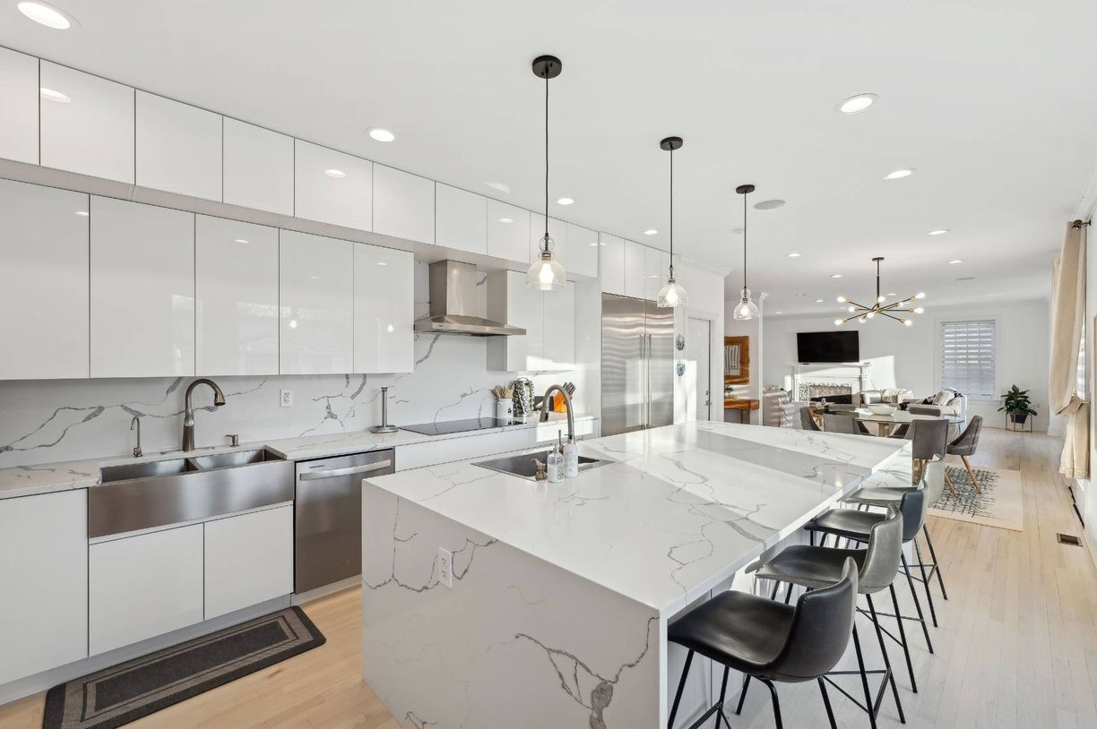 Building Photo - 131 Flying Point Rd