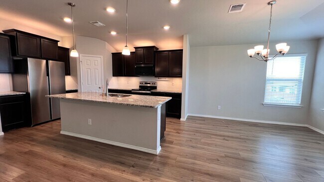 Building Photo - Four Bedroom in Harker Heights with a Flex...