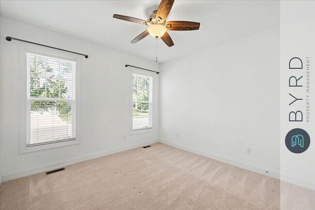 Building Photo - 9001 Sharpe Ct