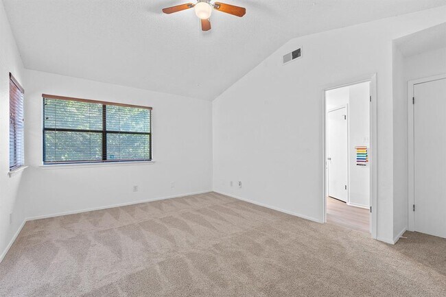 Building Photo - 3801 Menchaca Rd