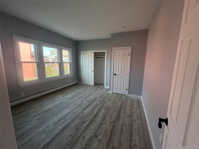 Building Photo - 227 E Chester St