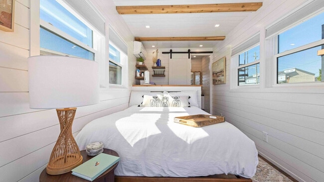 Building Photo - 316 Bream Ave