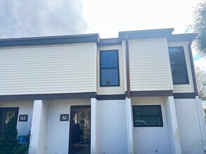 Building Photo - Furnished NMB Three-Bedroom Townhome is less than one mile from the Beach! Available Now!