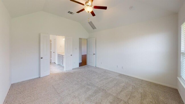 Building Photo - 162 Coronella Dr