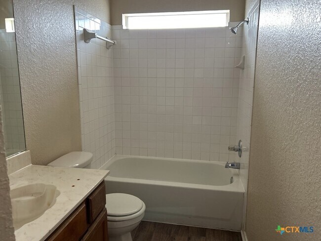 Building Photo - 3412 Cantabrian Dr