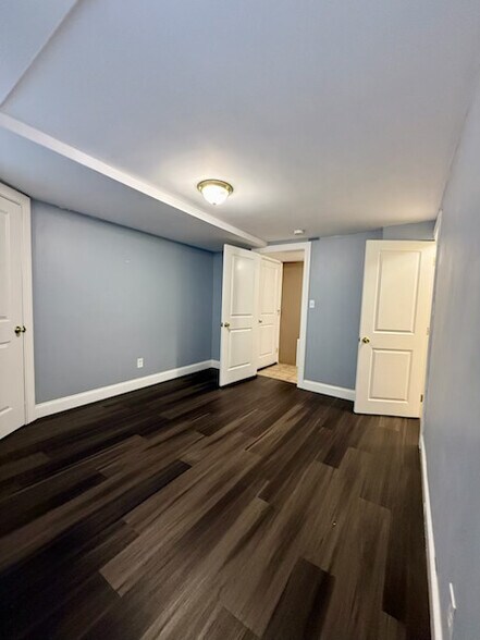 Building Photo - 12 Sachem St