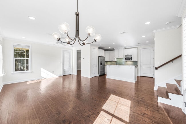 Building Photo - 143 Christian Dr