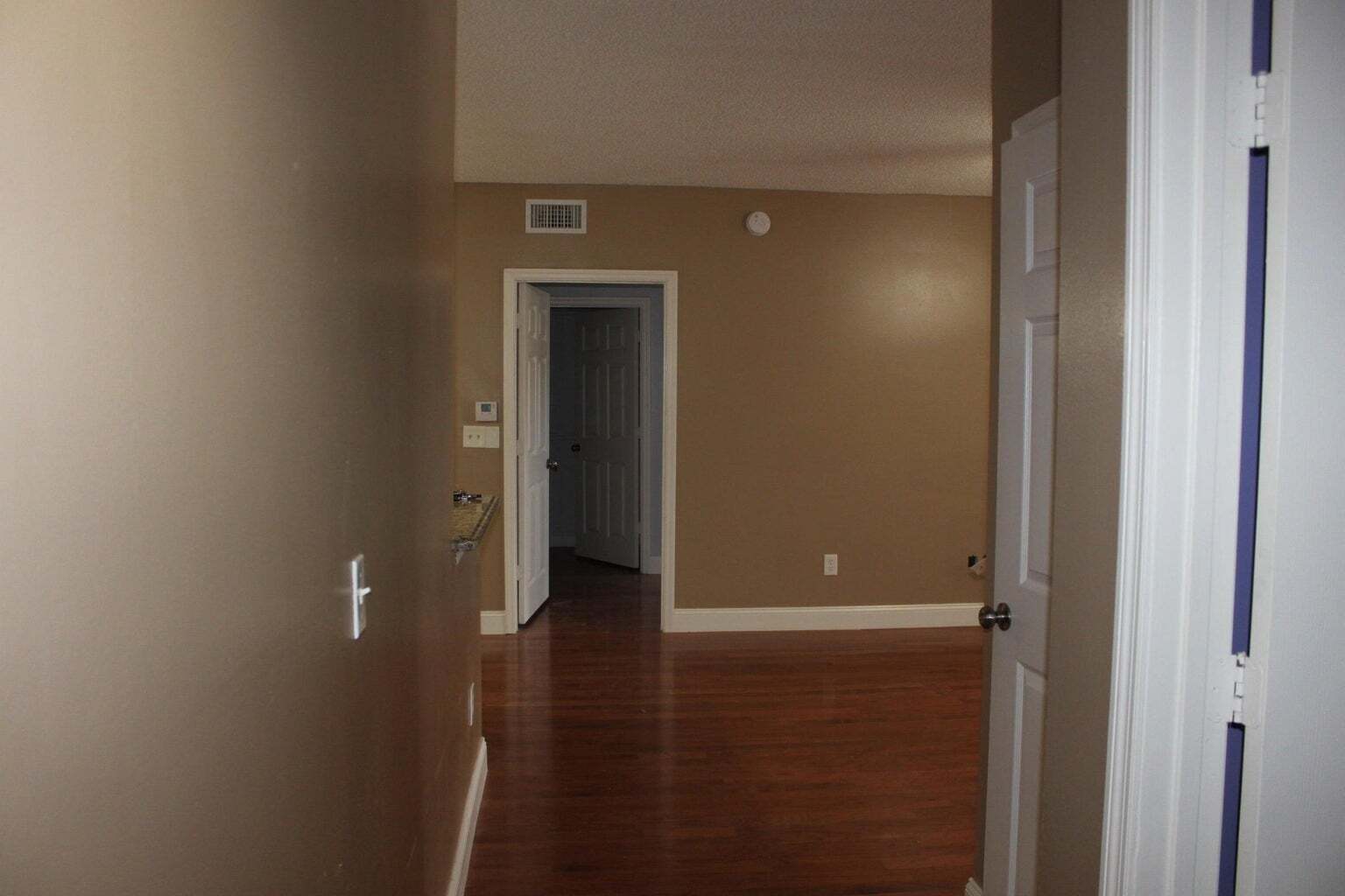 Building Photo - 10354 Fox Trail Rd S