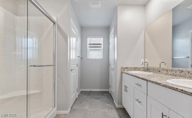 Building Photo - 7462 Dragonfruit Ave