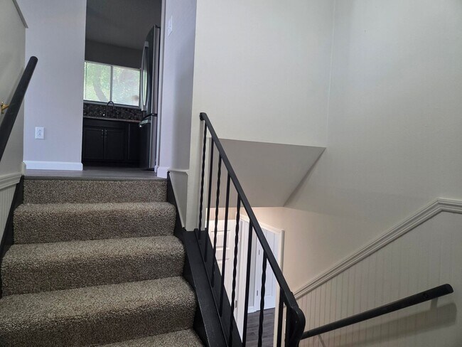 Building Photo - 4BR-2BA Single Family Rental Home - Washington MO 63090