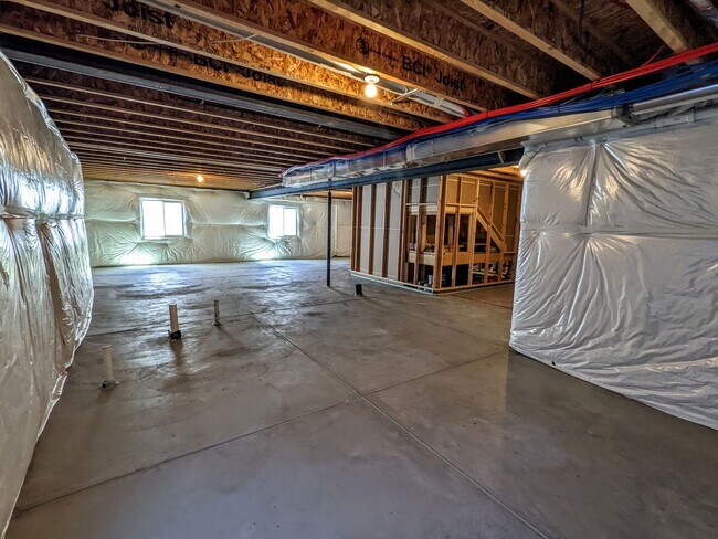 Building Photo - 6152 Gannet Dr