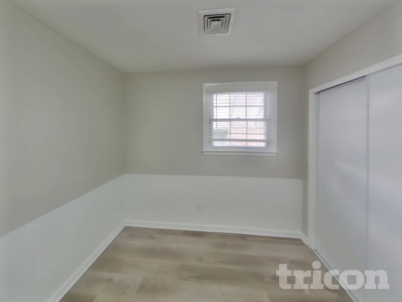 Building Photo - 2840 Mt Vernon Ave