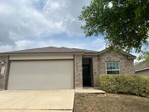 Building Photo - 3/2 in VOSS FARMS