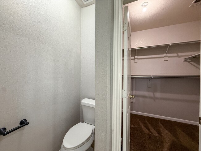 Building Photo - 1777 Jacobs Ct