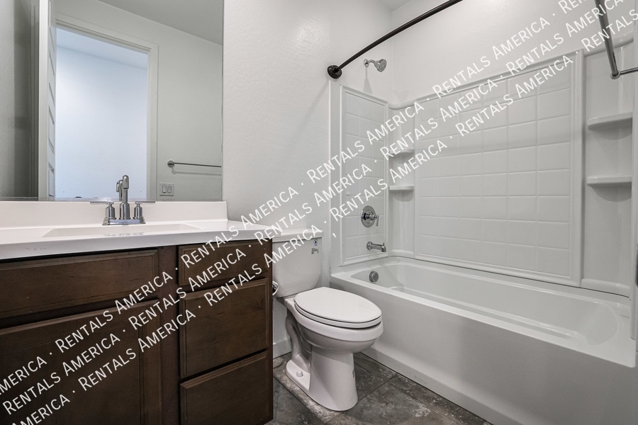 Building Photo - 8914 W Rancho Dr