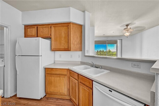 Building Photo - 7147 S Durango Dr