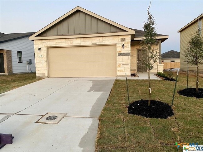 Building Photo - 2440 Dielman Dr