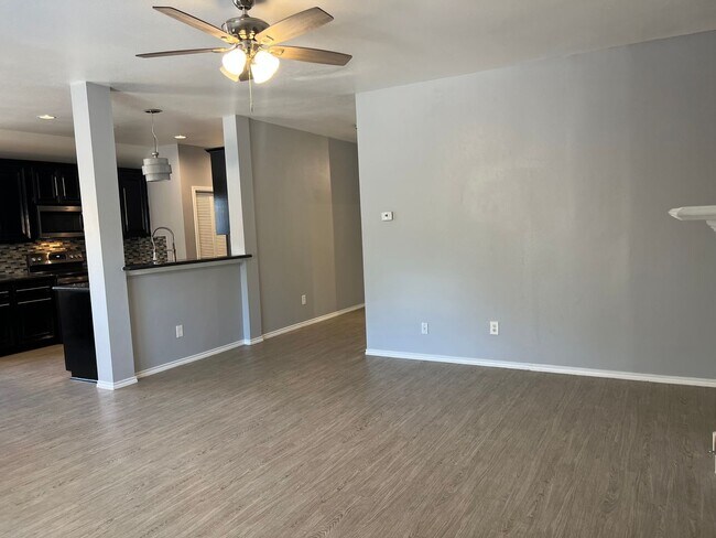 Building Photo - Eagle Springs Home Ready for Immediate Occupancy