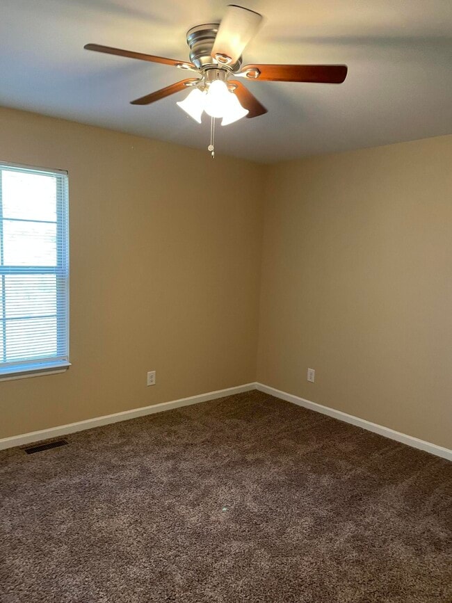 Building Photo - 2156 Old Harrison Ln