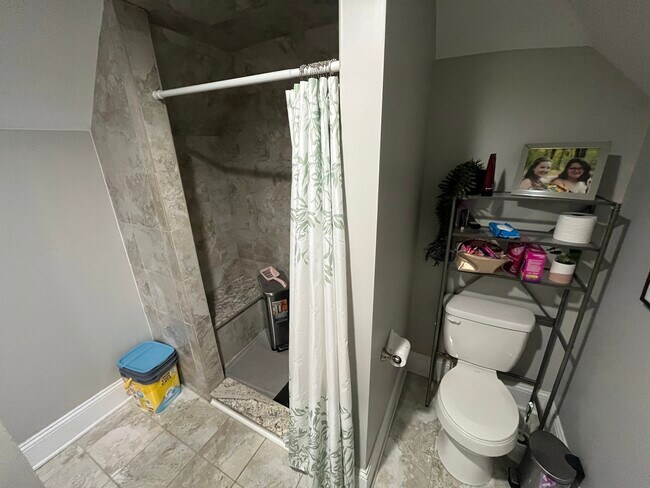 Building Photo - 33 Hamilton Park