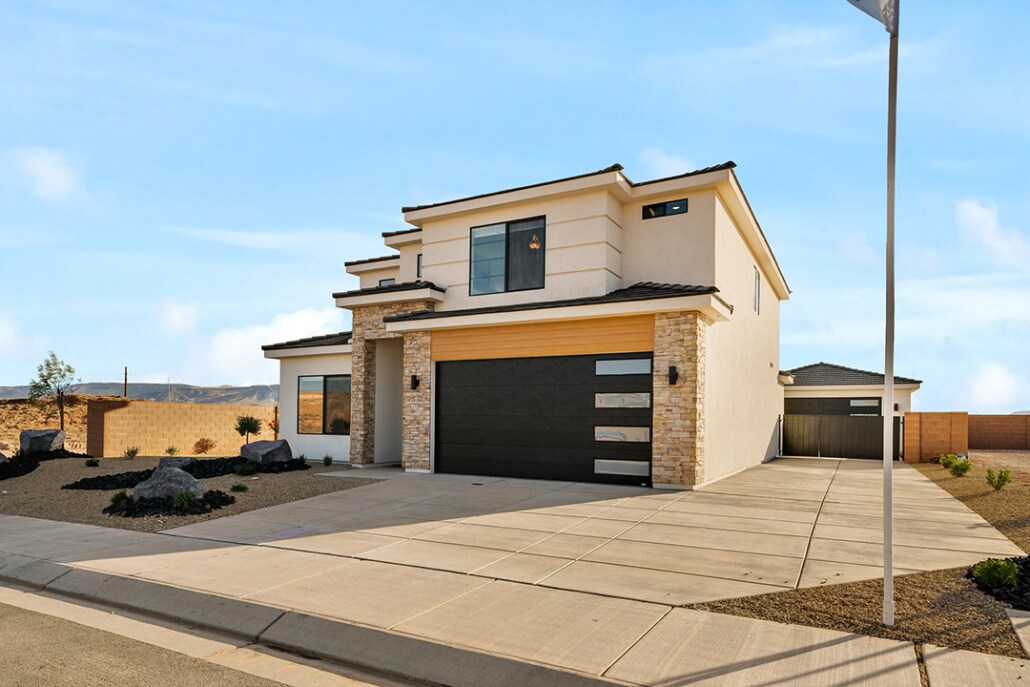 Building Photo - 6068 S White Trails Dr